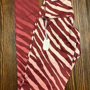 BNWT - 4 pairs of Aerie Leggings